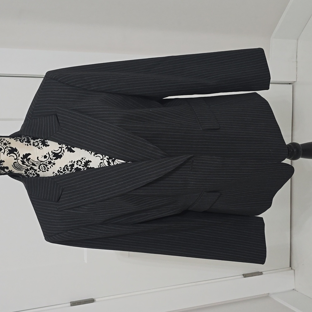 Women suit